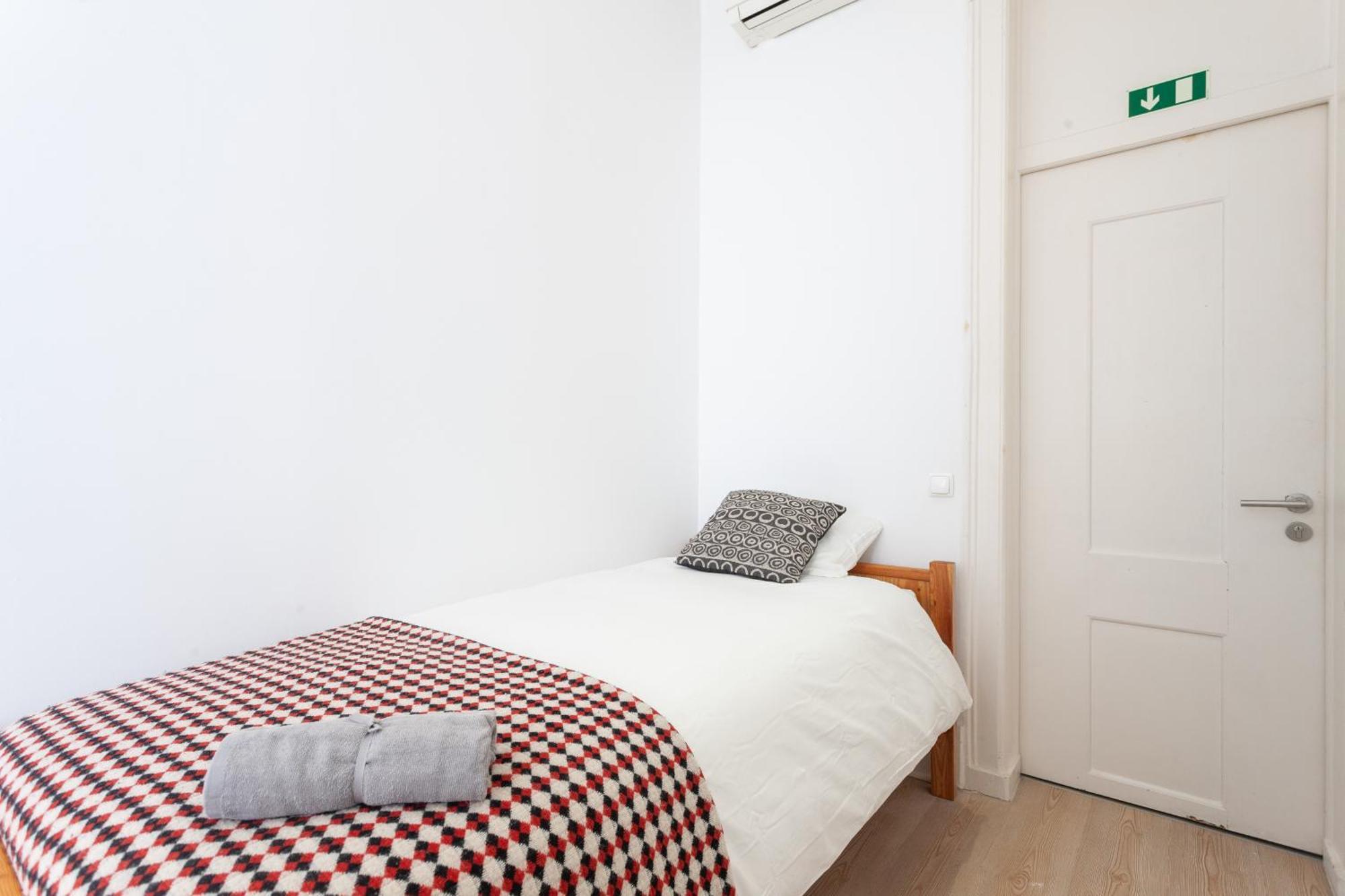 Avenida Liberdade Guesthouse Lisbon Exterior photo